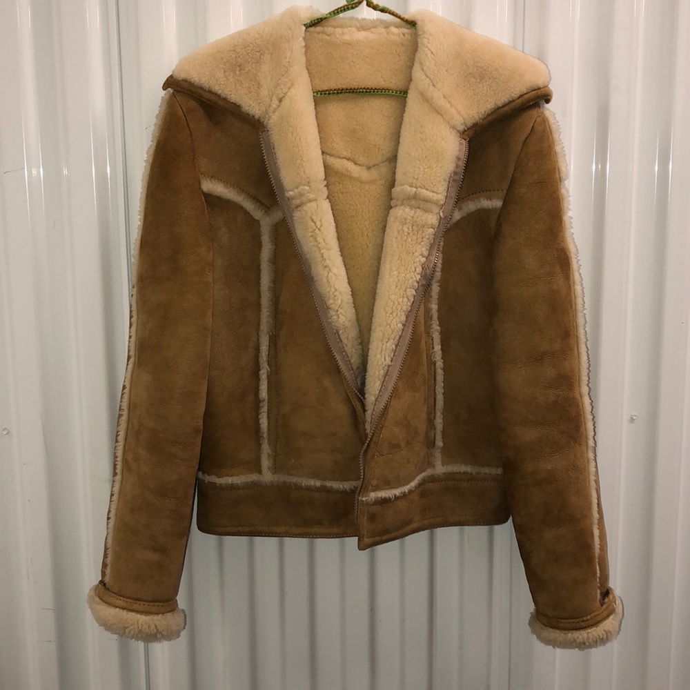 GOLD SUEDE & SHEARLING LINED & TRIMMED JKT